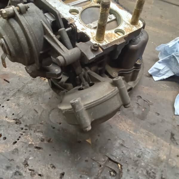 121125 1973 Mercedes 250 Carburettor Overhaul 19