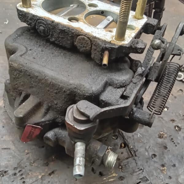 121125 1973 Mercedes 250 Carburettor Overhaul 21