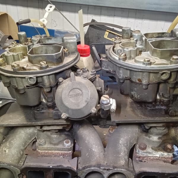 121125 1973 Mercedes 250 Carburettor Overhaul 31