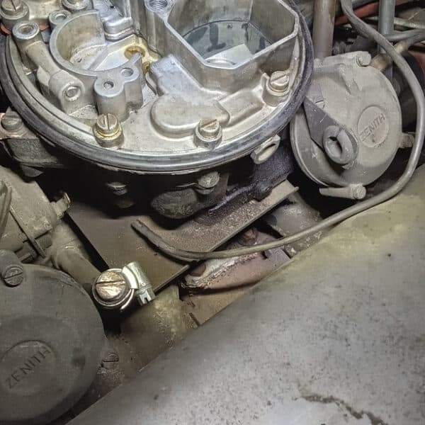 121125 1973 Mercedes 250 Carburettor Overhaul 37