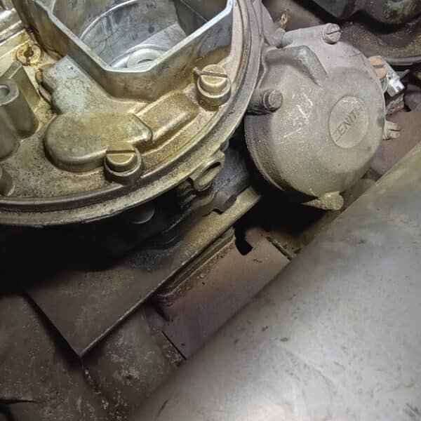 121125 1973 Mercedes 250 Carburettor Overhaul 38