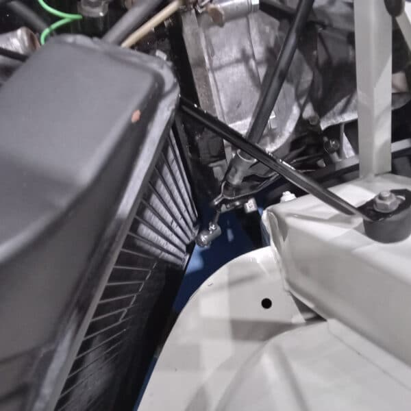 131125 1969 Audi 70L Engine Bay Wiring 5