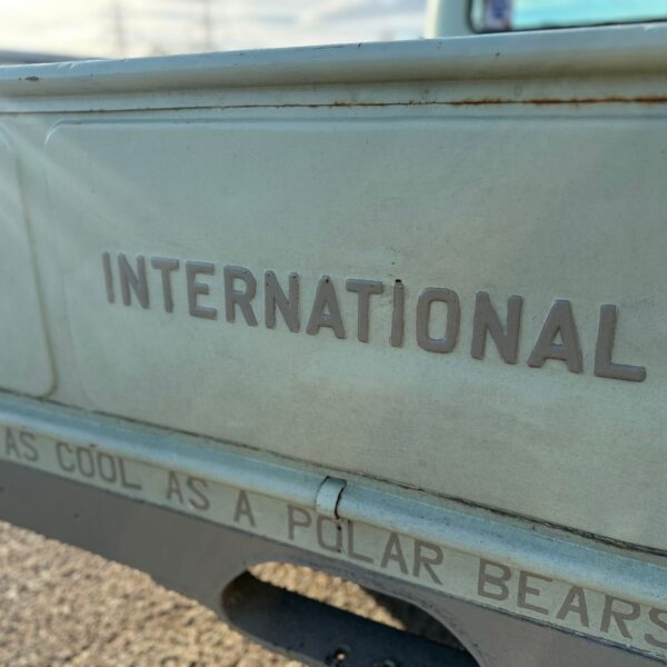 141125 1955 International Harvester Pickup arrival 11