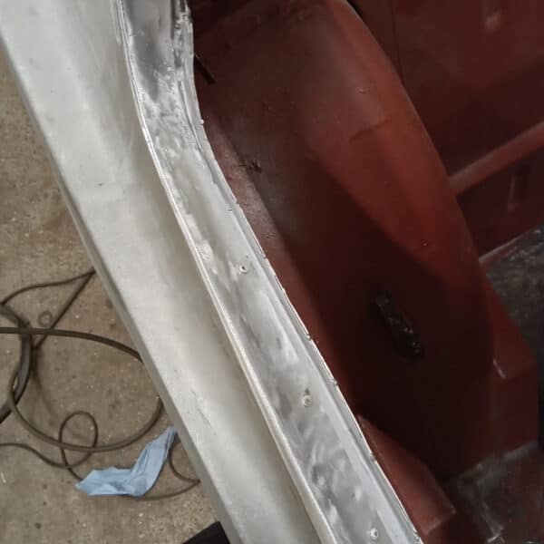 141125 1970 Aston Martin DBS Quarter Window Repair 3