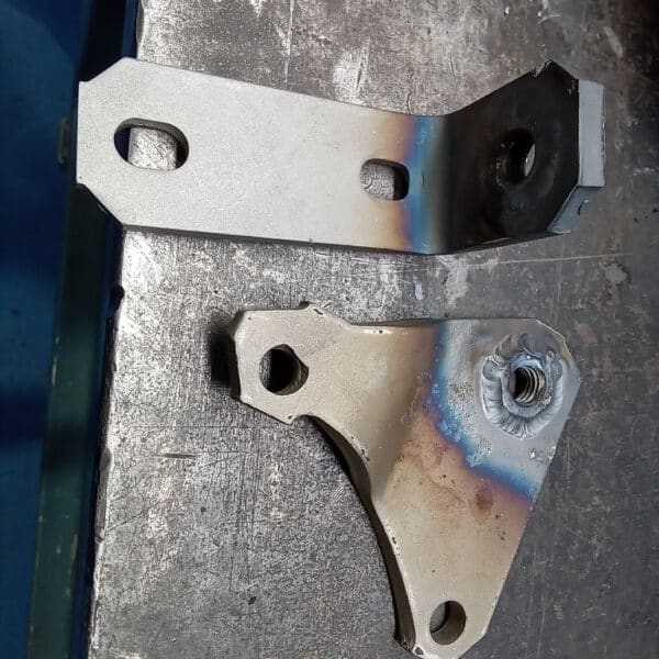 151125 1969 Audi 70L Alternator Brackets and Wiring 6