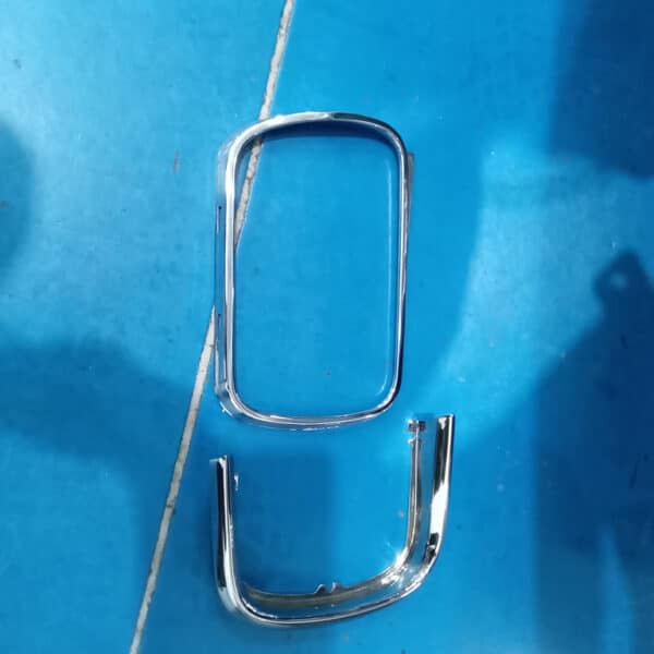 151125 1969 Audi 70L Rear Door Pads and Headlight Surrounds 5