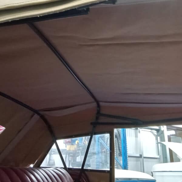 181125 1949 MG TC New Roof 3