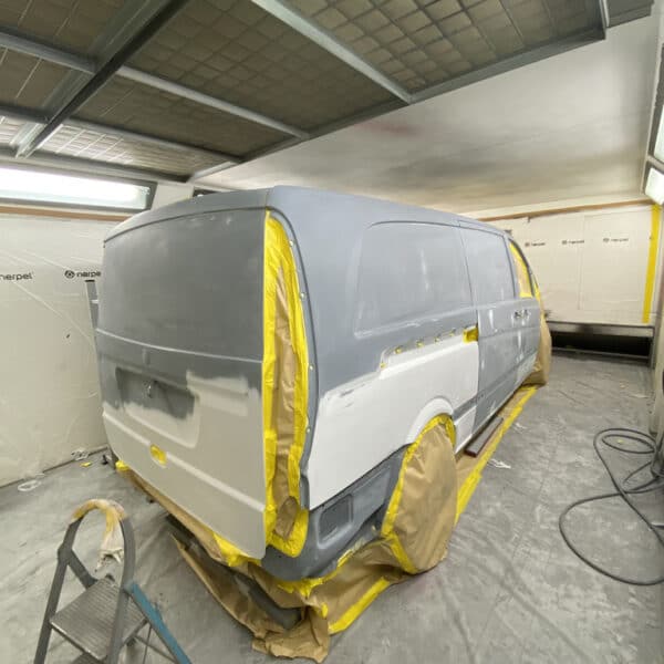 181125 2005 Mercedes Vito Final Primer