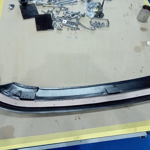 191125 1969 Aston Martin DB6 Volante Soft Top Frame 2
