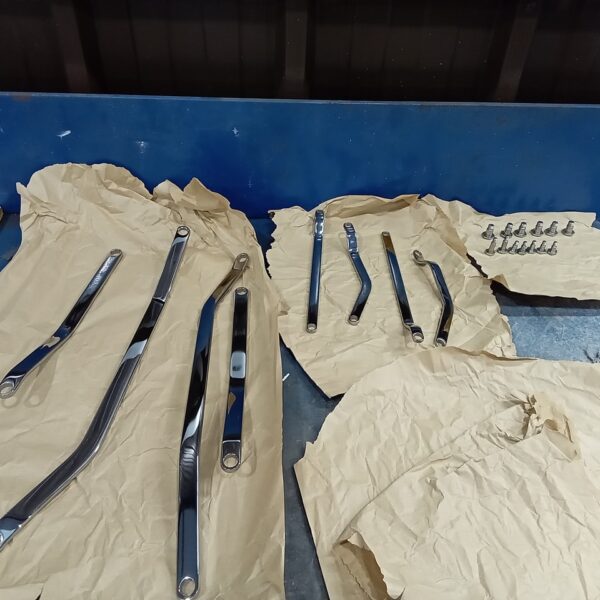 191125 1969 Aston Martin DB6 Volante Soft Top Frame 7