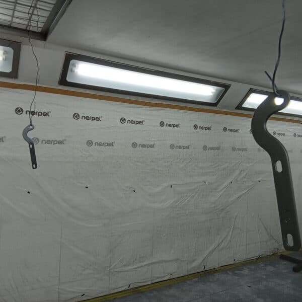 191125 1987 Mercedes 500SL Bonnet Hinges Painted 3