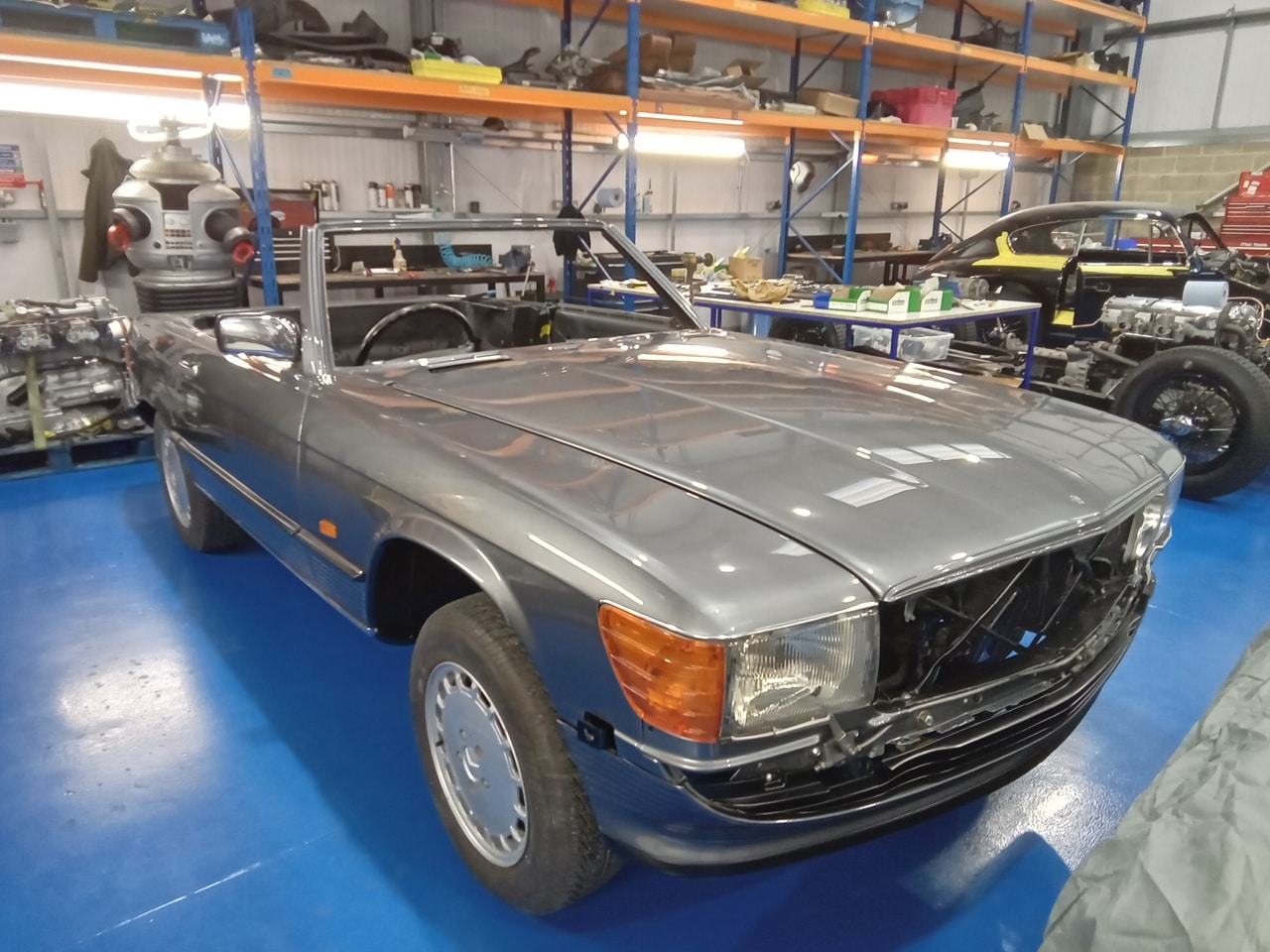 191125 1987 Mercedes 500SL Bonnet On