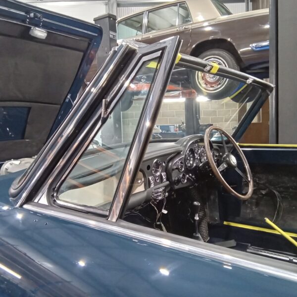 201125 1969 Aston Martin DB6 Volante Doors and Chromework Installed 18