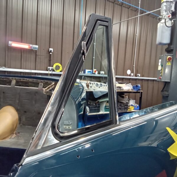 201125 1969 Aston Martin DB6 Volante Doors and Chromework Installed