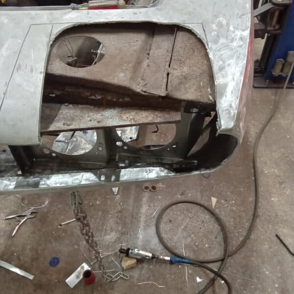 211125 1970 Aston Martin DBS NSF Valance Repairs 3