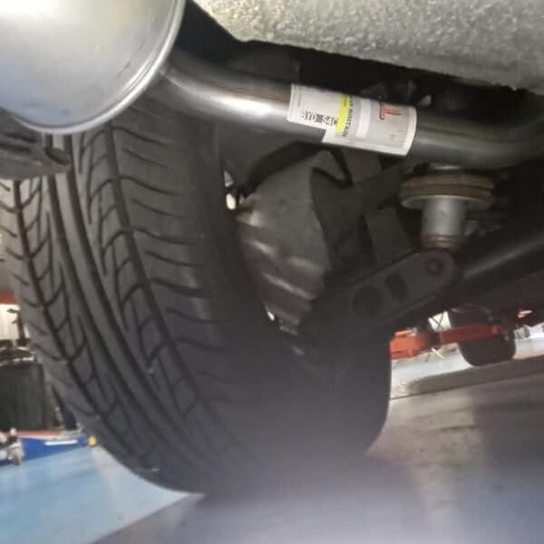 271125 1991 Jaguar XJS Repairs Fuel sender washer pump rear silencer 5