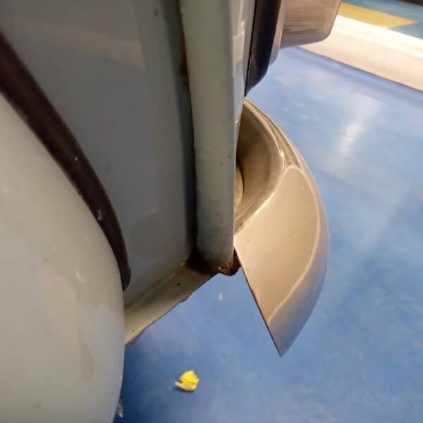 281125 1981 Austin Morris Mini Bodywork Inspection 13