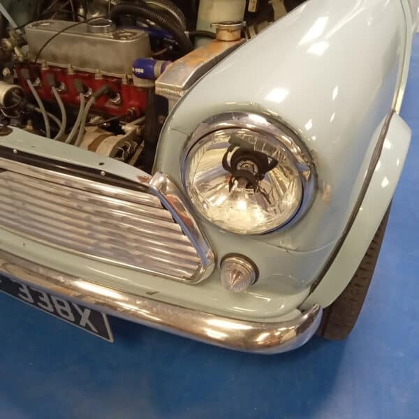 281125 1981 Mini Crash Repair 4