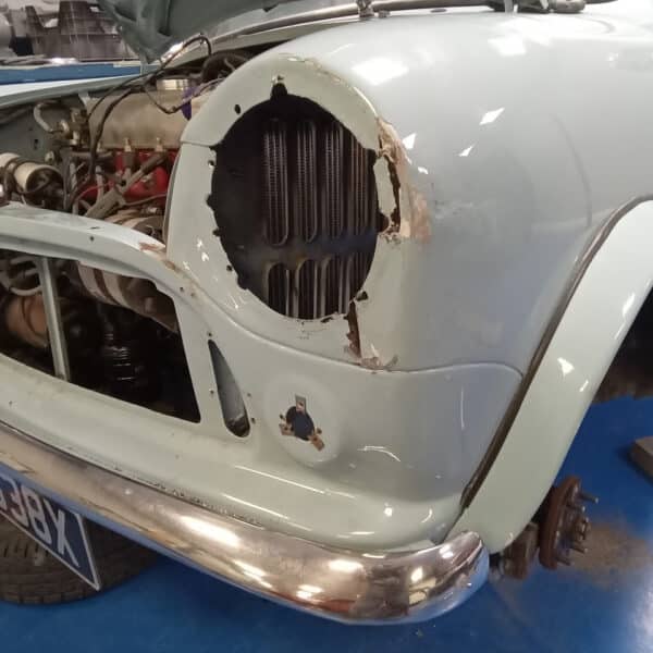 281125 1981 Mini Crash Repair 5
