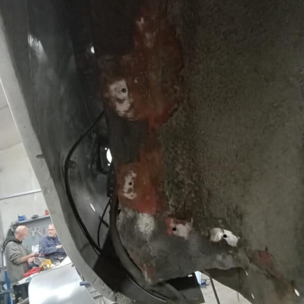 291025 1970 Aston Martin DBS New Wheel Well 2