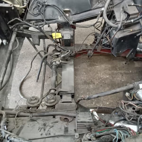 311025 1970 Aston Martin DBS Engine Removed 8