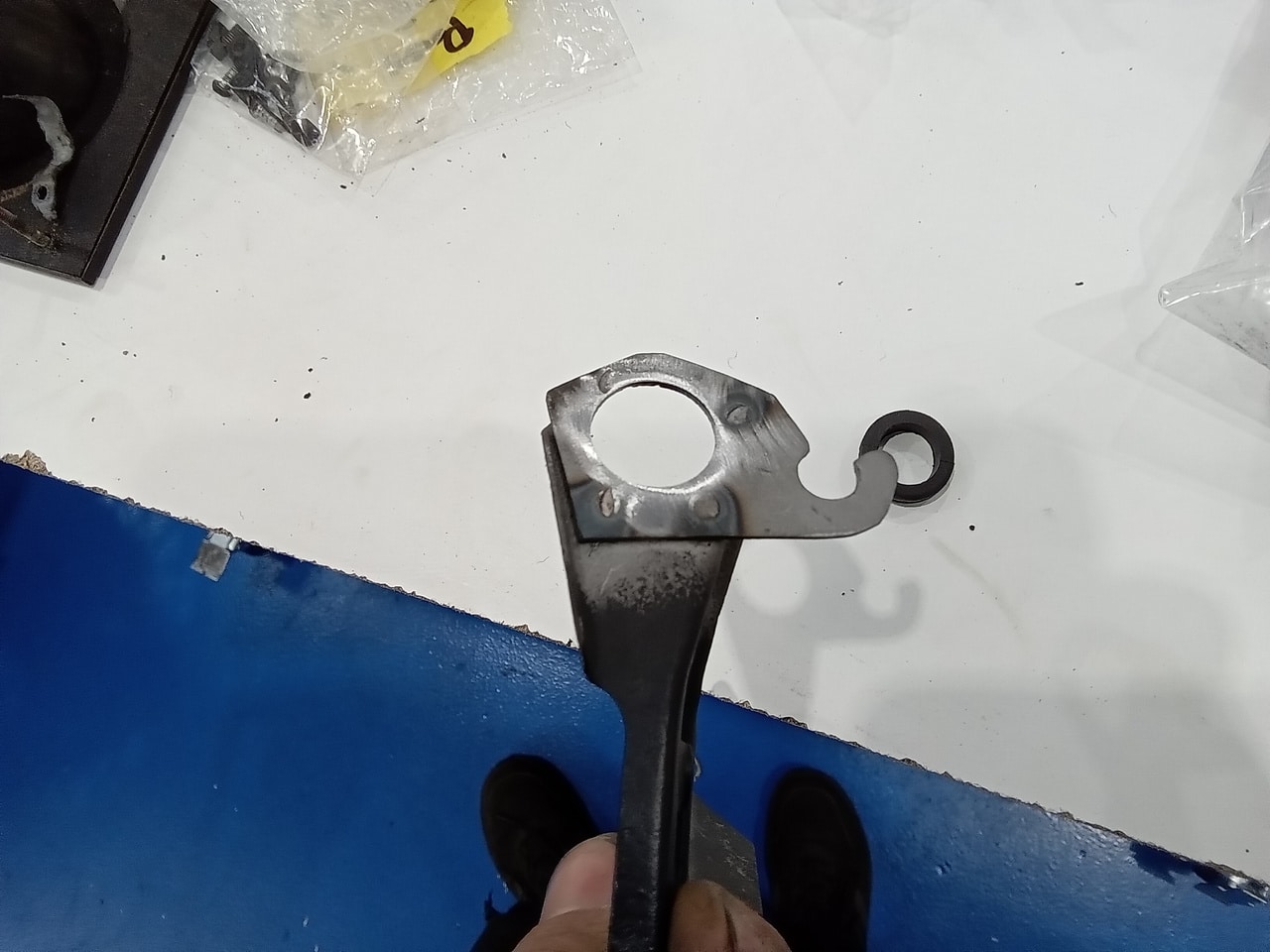 311025 1978 Mercedes 350SL Brakes Steering Diff Mount 12