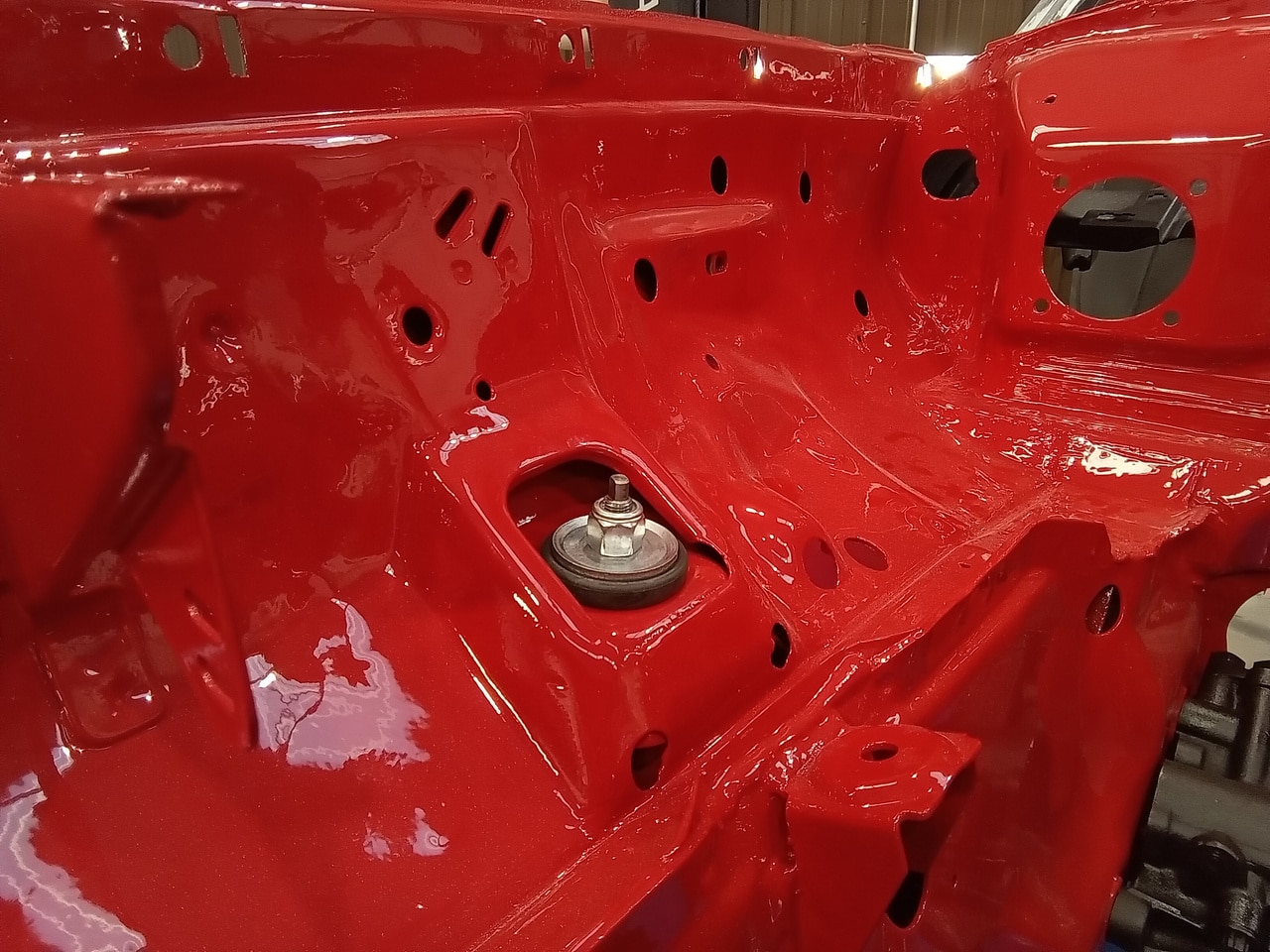 311025 1978 Mercedes 350SL Brakes Steering Diff Mount 19