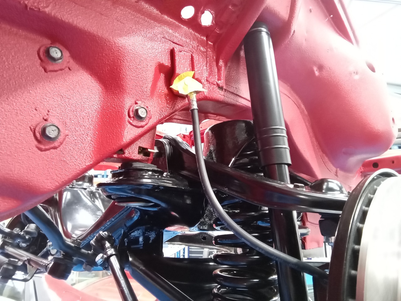 311025 1978 Mercedes 350SL Brakes Steering Diff Mount 3