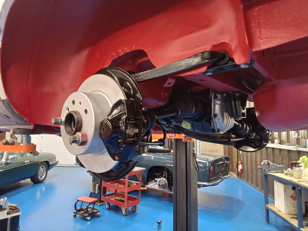 311025 1978 Mercedes 350SL Front Hubs Built Up 3