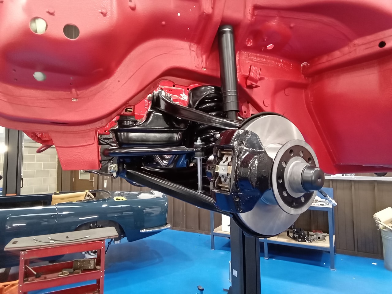 311025 1978 Mercedes 350SL Front Hubs Built Up 4