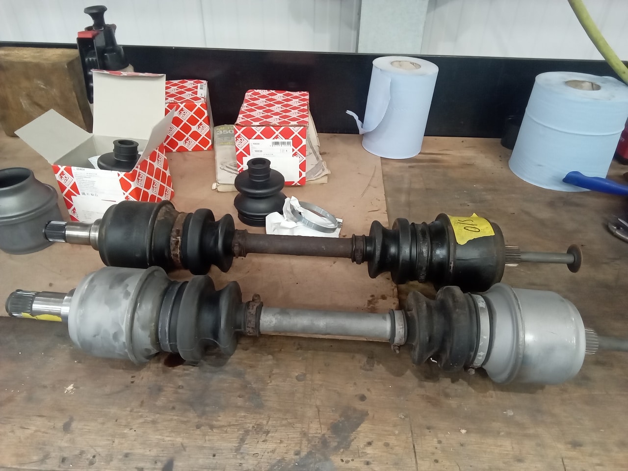 311025 1978 Mercedes 350SL Rear Drive Shafts Refurbished 7