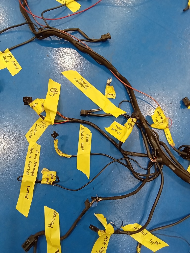 311025 1978 Mercedes 350SL Wiring Loom Reference 12