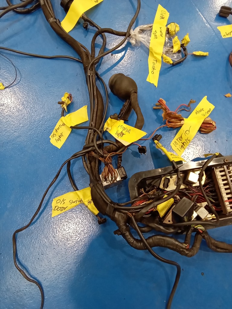 311025 1978 Mercedes 350SL Wiring Loom Reference 15