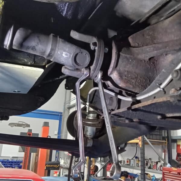 311025 1991 Jaguar XJS Rear Axle Painted 11