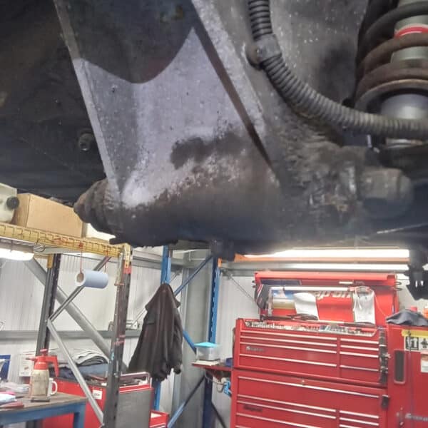 311025 1991 Jaguar XJS Rear Axle Painted 5