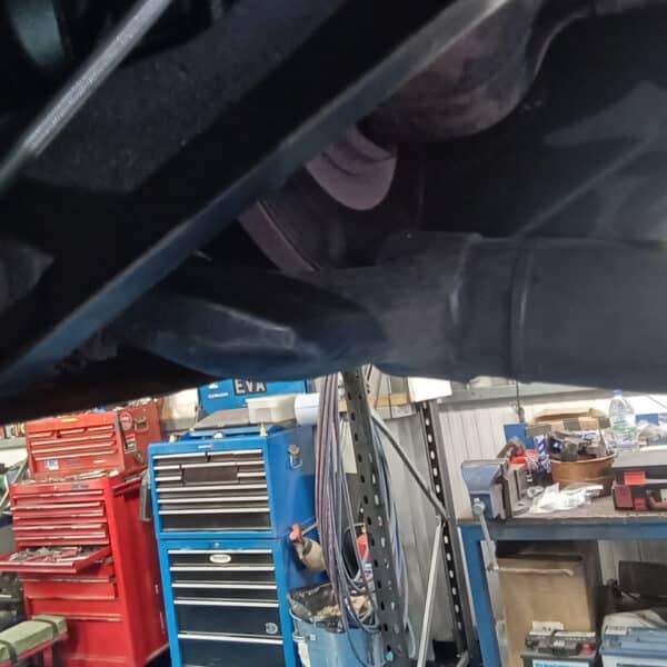 311025 1991 Jaguar XJS Rear Axle Painted 6