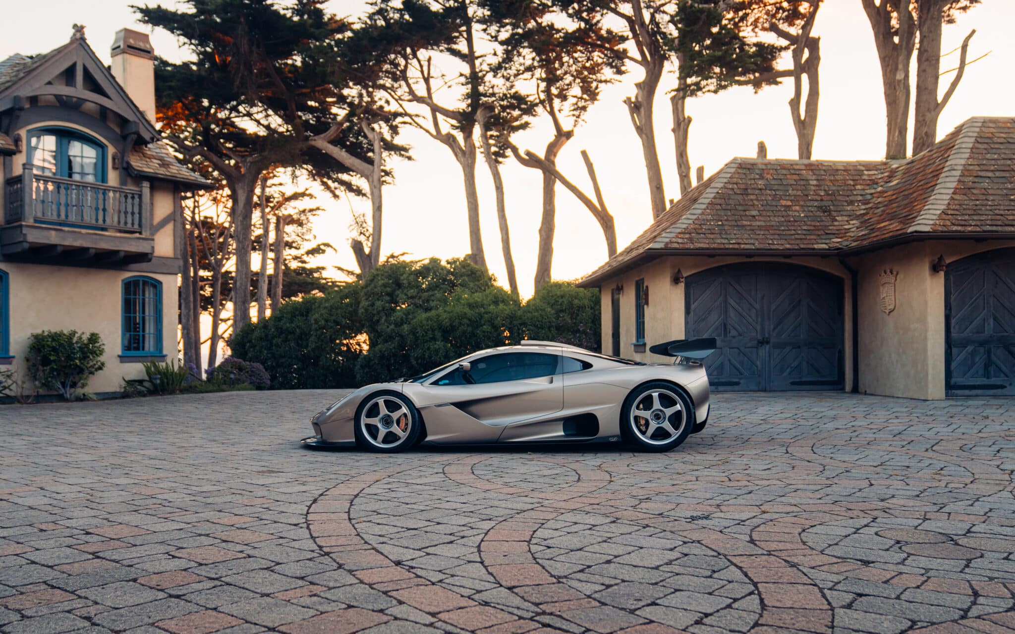 S1 LM Hero 02 scaled