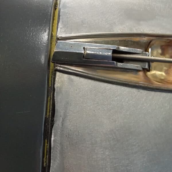 021125 1955 Aston Martin DB2 Drophead Drivers Door Gaps 4