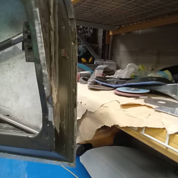 021125 1955 Aston Martin DB2 Drophead Drivers Door Gaps 5