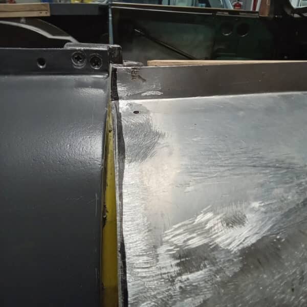 021125 1955 Aston Martin DB2 Drophead Drivers Door Gaps 6