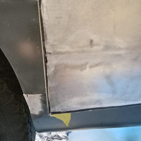 021125 1955 Aston Martin DB2 Drophead Drivers Door Gaps 8