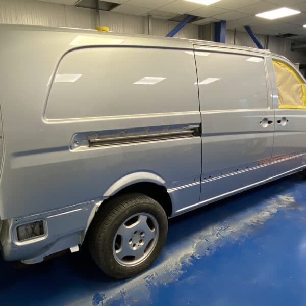 031225 2005 Mercedes Vito Polished 5