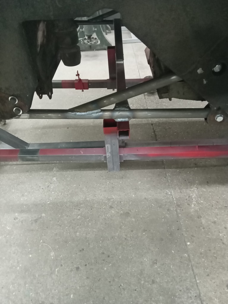 041225 1970 Aston Martin DBS Chassis Jig 10