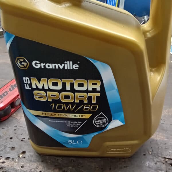 041225 2006 Aston Martin V8 Vantage Run Up Fluids and Filters