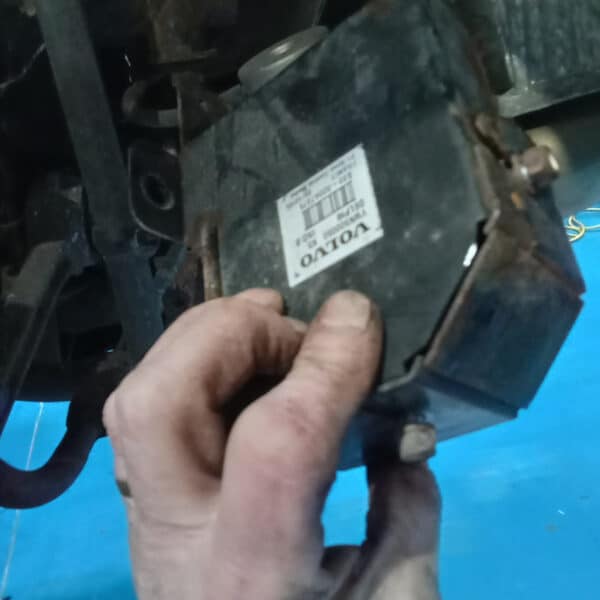 041225 2006 Aston Martin V8 Vantage Service and Repairs 16