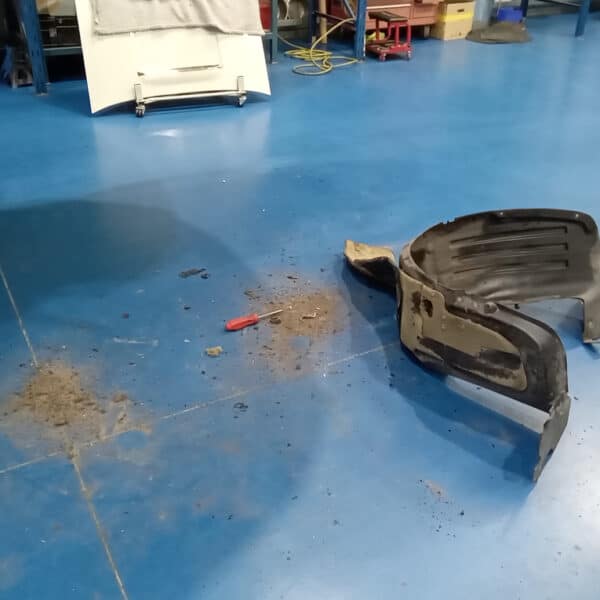 041225 2006 Aston Martin V8 Vantage Service and Repairs 20