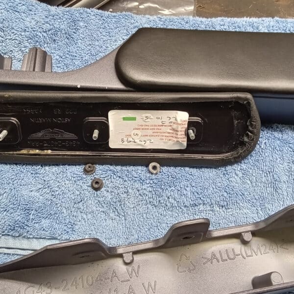 041225 2006 Aston Martin V8 Vantage Service and Repairs 27