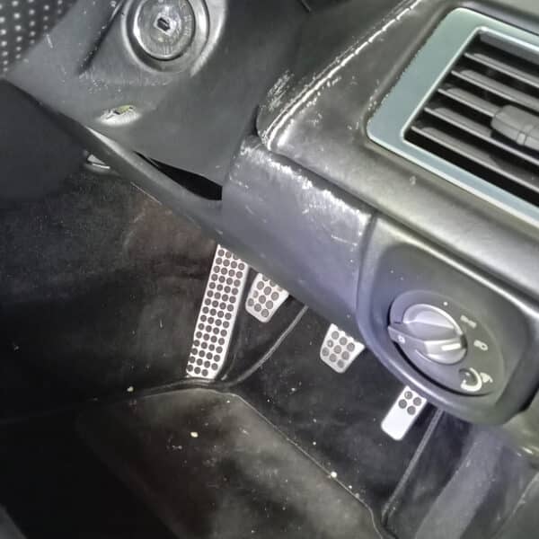 041225 2006 Aston Martin V8 Vantage Service and Repairs 33