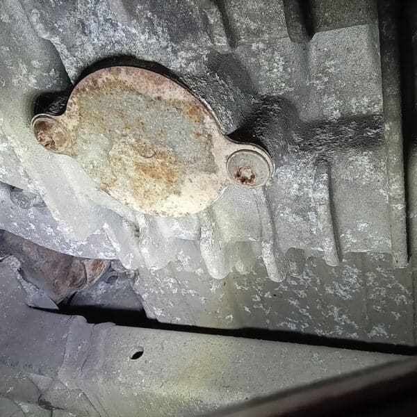 041225 2006 Aston Martin V8 Vantage Undershield 6