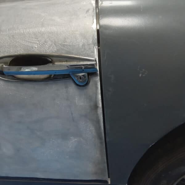 051225 1955 Aston Martin DB24 Drophead Coupe Door Gaps and Adjustments 16